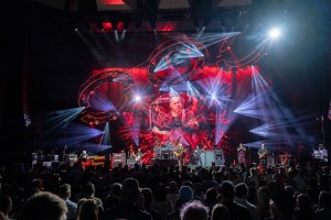 Dave Matthews Band summer tour lit with Robe