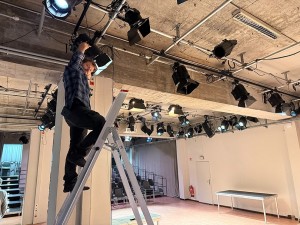 TD Berlin modernisiert Grundlicht mit Elation KL 8 FC