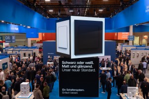 MLD inszeniert Hager-Messestand auf Light + Building mit innovativer Medienarchitektur