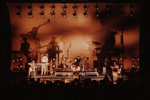 Kingfishr’s “Halcyon” tour lit with Chauvet