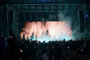 Über 200 GLP-Scheinwerfer auf Bühnen des Clout Festival 2026