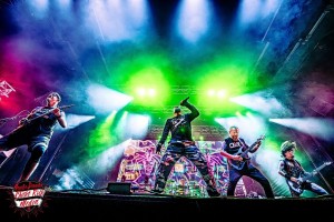 Pierre E. Roy molds looks to fit thirteen Rock La Cauze acts with Chauvet