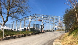 Klotz erweitert Werk um neue Kaltlagerhalle