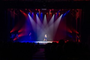 GLP Impression S500 beleuchten Zirkusshow beim Tollwood Winterfestival