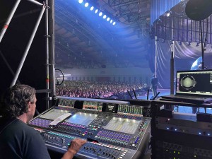 Lalo Sandoval chooses Klang immersive monitor mixes for Alejandro Fernández