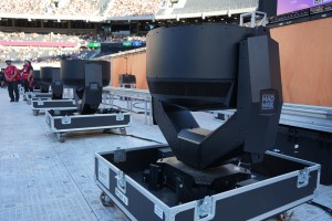 GLP JDC2 IP und Mad Maxx prägen Lichtdesign auf Bad Bunnys Stadiontour