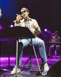 Dayne deHaven and Tyler Shapard bring classic vibe to Ben Rector tour with Chauvet