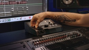 Palmer stellt neue Serie analoger Monitor-Controller vor