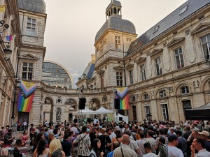 APG’s Uniline Max debuts at French Pride festival