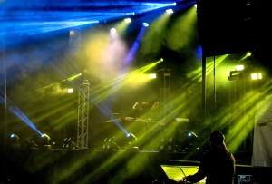 Corona: Onstage Systems brings live events back to Dallas area with Capricorn Drive-In and Elation gear