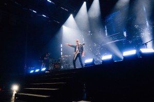 Prismic setzt über 100 GLP JDC1 auf Russell-Dickerson-Tour ein