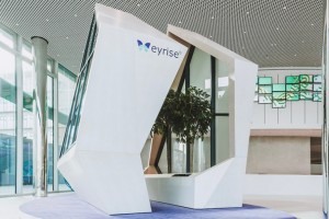 Technische Unterstützung von Sinus bei Cube-Bau im Merck Innovation-Center