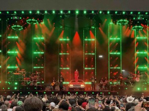 Whitney Hoversten dials up dynamism of Bruno Mars tour with Ayrton Rivale and Veloce Profiles