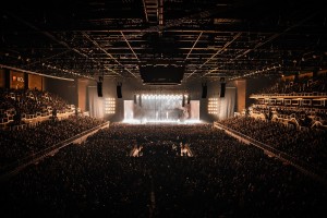 BG Events deploys huge Martin Audio Wavefront Precision system for BSW arena show