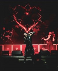 Nico Riot chooses Chauvet for Skip The Use festival tour