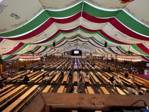 Voice-Acoustic beschallt Festzelt beim Stuttgarter Frühlingsfest