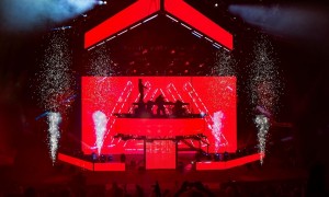 Luis Torres creates spacey aura for ATLiens at Red Rocks with Chauvet