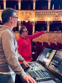 Neapels Teatro di San Carlo investiert in Systeme von ETC