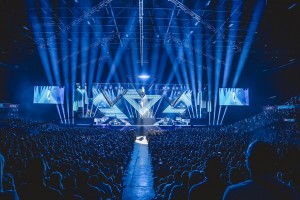 “Afrikaans is Groot” lit with Robe