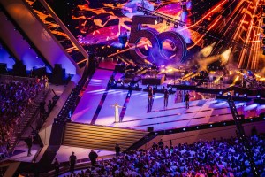 Hibino verantwortet Medientechnik bei DVAG-Jubiläumsshow