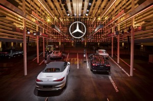 Roxx setzt Fahrzeugpräsentation von Mercedes-Benz auf IAA Mobility in Szene
