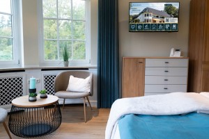 PPDS und Avara installieren Philips-MediaSuite-TVs im Kinder- und Jugendhospiz „Sternenbrücke“