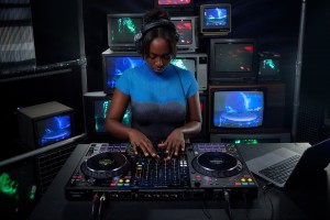 Frauenanteil unter DJs laut IMS Business Report auf 15 Prozent gestiegen