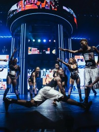 Smode enables video control and live management on recent Theodora tour