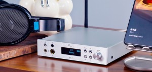 Cayin BTC-2 verbindet Bluetooth mit Kopfhörern, Aktivboxen und HiFi-Anlagen
