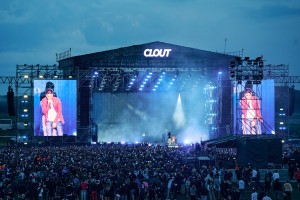 Über 200 GLP-Scheinwerfer auf Bühnen des Clout Festival 2026