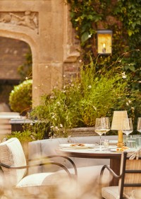 London’s Roof Gardens equipped with L-Acoustics sound system