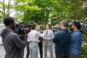 Sony kündigt neuen Hand-Camcorder mit KI-gestützter Motiverkennung und digitaler Signaturtechnologie zur Videoauthentifizierung an