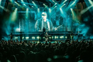 Trevor Drawdy creates deep woods vibe on Hardy tour with Chauvet