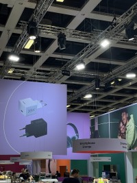 HTF investiert in Vari-Lite VL5 LED