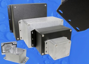 Hammond führt neue geflanschte Aluminium-Druckgussgehäuse mit IP68-Schutz ein