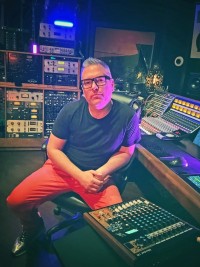 Tascam fosters creative freedom for music artist and educator John Allen