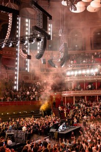 JDC Burst 1 debütiert bei Adriatique in der Royal Albert Hall