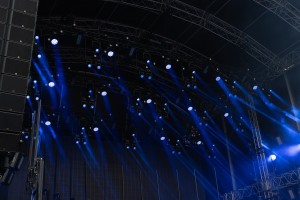 SLF Group stattet „ParkCity Live“ mit Scheinwerfern von Showtec und Infinity aus