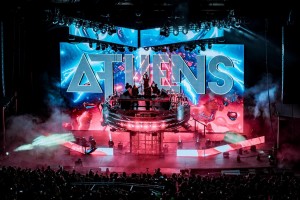 Luis Torres creates spacey aura for ATLiens at Red Rocks with Chauvet