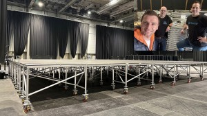 Messe Standort investiert in mobilen Bühnenunterbau von Prolyte
