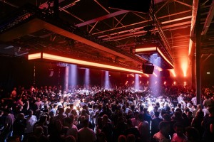 Showtec und Infinity unterstützten „Pixl Club“ im Klokgebouw Eindhoven