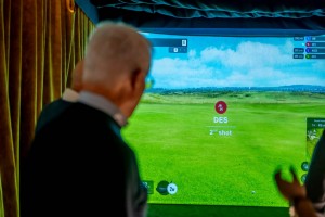 Indoor golf experiences at Pitch Dublin powered by Panasonic projection