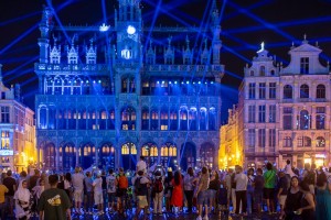 Ayrton Cobras illuminate Brussels Flower Carpet