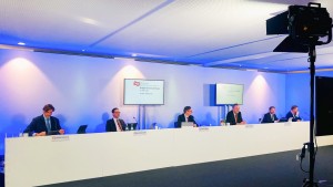 Kuchem inszeniert Hybrid-Event zum Deutschen Dachdeckertag im eigenen Studio