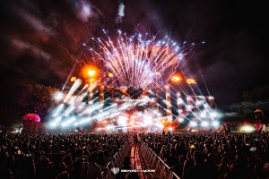 High Lite Touring supplies Robe MegaPointes to “Beats for Love”