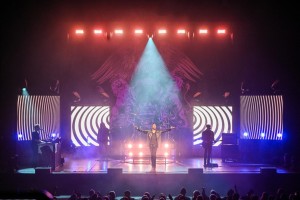 Jason Hyne powers Queen Extravaganza’s “Bohemian Rhapsody” 50th anniversary celebration with ChamSys