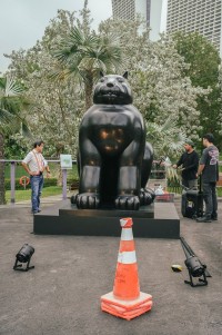Astera provides wireless lighting solution for Fernando Botero art exhibition