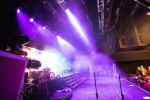 The Overtones on tour with Electro-Voice X-Line Advance and Dynacord TGX