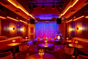Meyer-Sound-Systeme in Austins Jupiter Supper Club installiert