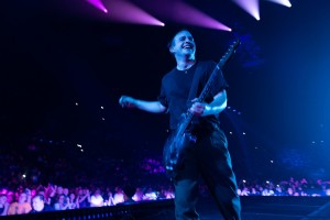 Jim Guillerm balances looks for Matmatah’s 30th anniversary show with Chauvet